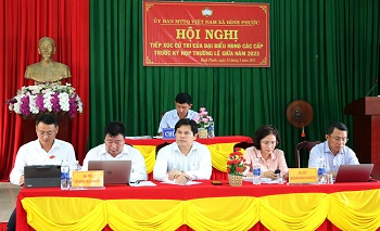 Phó Chủ tịch UBND tỉnh Trần Phước Hiền tiếp xúc cử tri tại xã Bình Phước