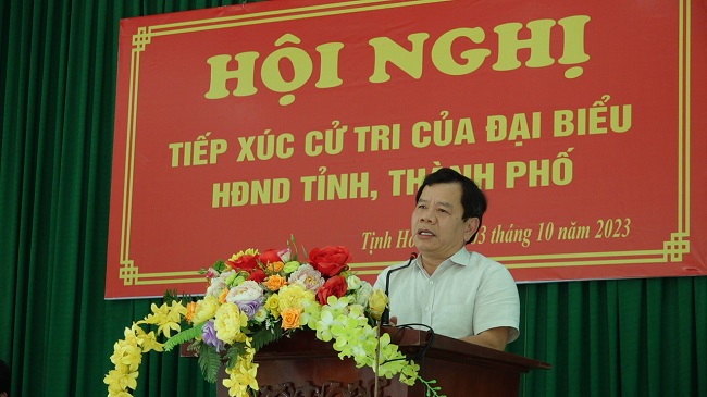 Chủ tịch UBND tỉnh Đặng Văn Minh tiếp xúc cử tri tại xã Tịnh Hòa