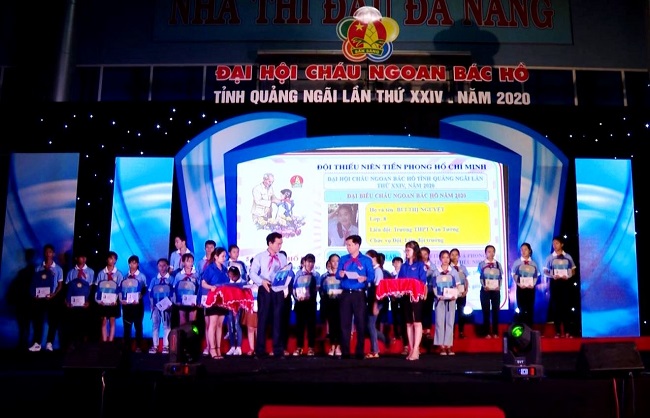 Tuyên dương 250 Cháu ngoan Bác Hồ tỉnh Quảng Ngãi năm học 2019-2020