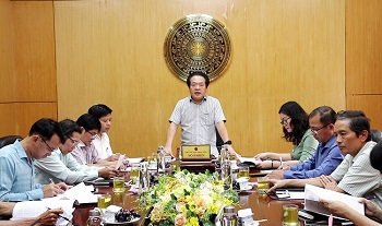 Phó Chủ tịch UBND tỉnh Võ Phiên làm việc với Sở Ngoại vụ