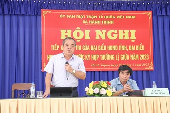 Phó Chủ tịch Thường trực UBND tỉnh Trần Hoàng Tuấn tiếp xúc cử tri tại xã Hành Thịnh, huyện Nghĩa Hành