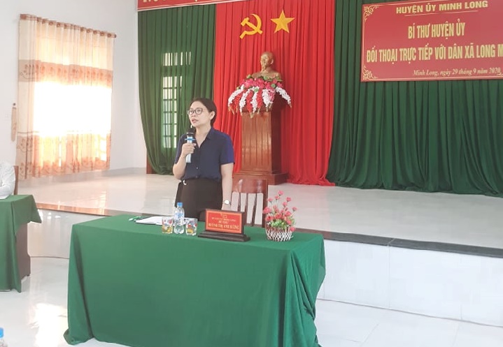 Bí thư Huyện ủy Minh Long tiếp xúc, đối thoại trực tiếp với nhân dân xã Long Mai