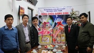 Lãnh đạo huyện Tư Nghĩa thăm các tổ chức tôn giáo nhân dịp lễ Giáng sinh năm 2020