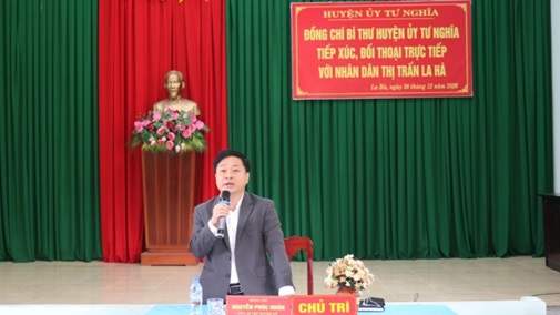 Bí thư Huyện ủy Tư Nghĩa Nguyễn Phúc Nhân đối thoại trực tiếp với Nhân dân thị trấn La Hà