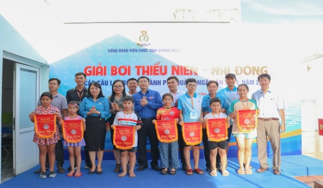 Khai mạc Giải bơi Thiếu niên - Nhi đồng các câu lạc bộ trên địa bàn Thành phố Quảng Ngãi lần thứ I năm 2023