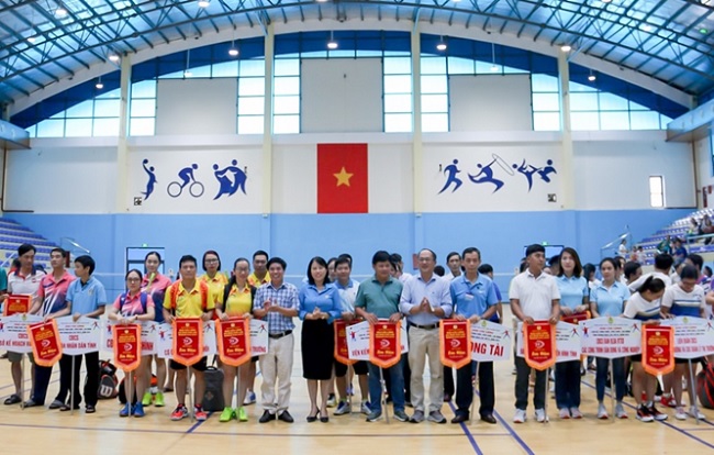 Khai mạc Giải Cầu lông Công đoàn Viên chức tỉnh Quảng Ngãi lần thứ VI - năm 2023