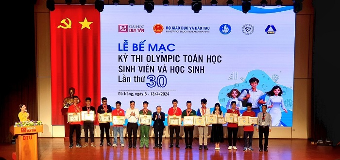Trường Đại học Phạm Văn Đồng đoạt giải Đặc biệt trong Kỳ thi Olympic Toán học toàn quốc