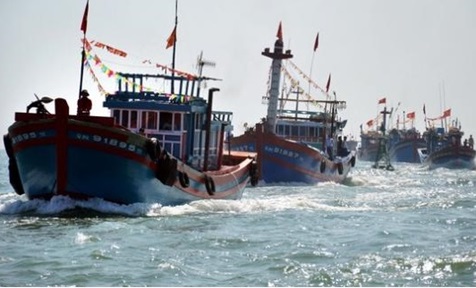 Động viên ngư dân bám biển sản xuất bình thường trong phạm vi vùng biển của Việt Nam